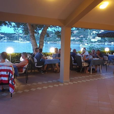 Hotel Paradise Punta เนชูยัม ภายนอก รูปภาพ